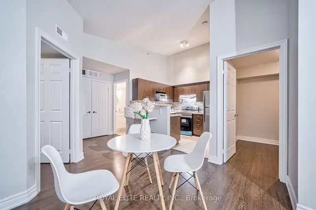 Additional property image - 1350 Main St Unit 406