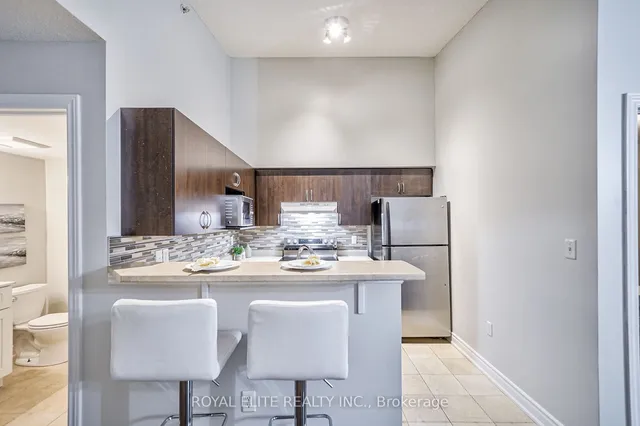 Additional property image - 1350 Main St Unit 406