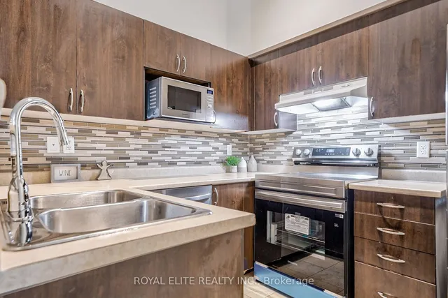 Additional property image - 1350 Main St Unit 406