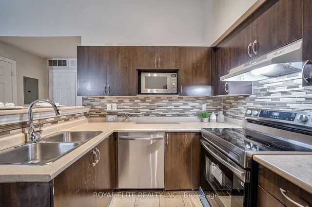 Additional property image - 1350 Main St Unit 406