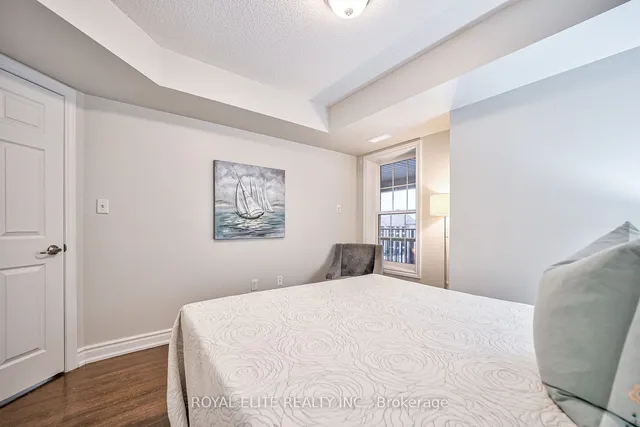 Additional property image - 1350 Main St Unit 406