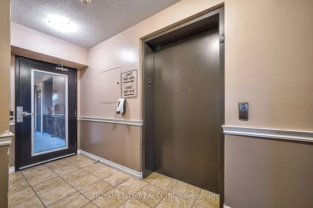 Additional property image - 1350 Main St Unit 406