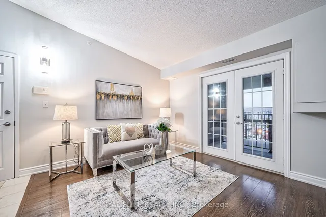 Additional property image - 1350 Main St Unit 406