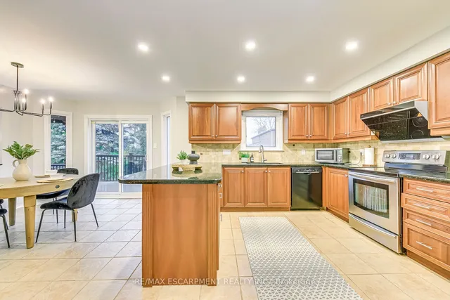 Additional property image - 435 March Cres