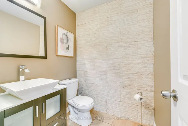 Additional property image - 435 March Cres
