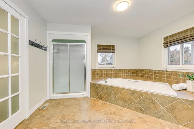 Additional property image - 435 March Cres
