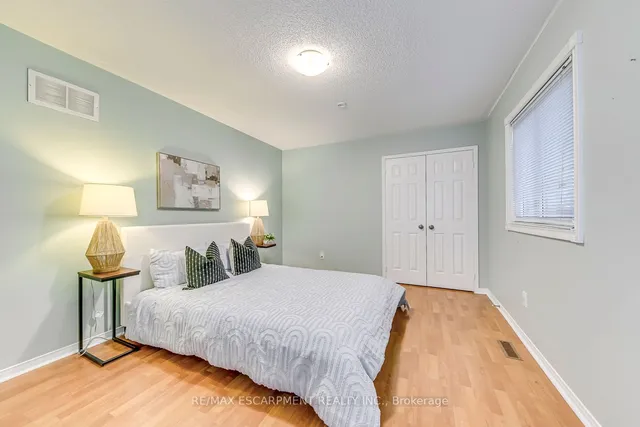 Additional property image - 435 March Cres