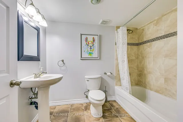 Additional property image - 435 March Cres
