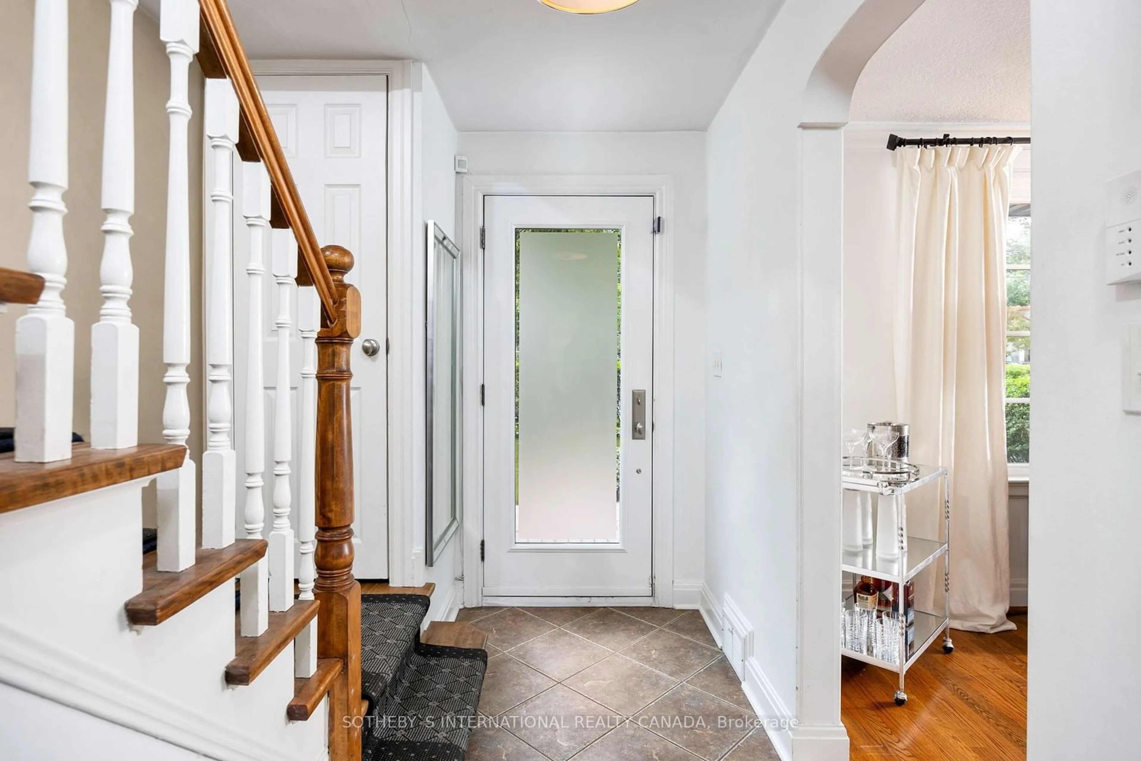 Indoor entryway, wood floors for 175 Prince Edward Dr, Toronto Ontario M8Y 3W7