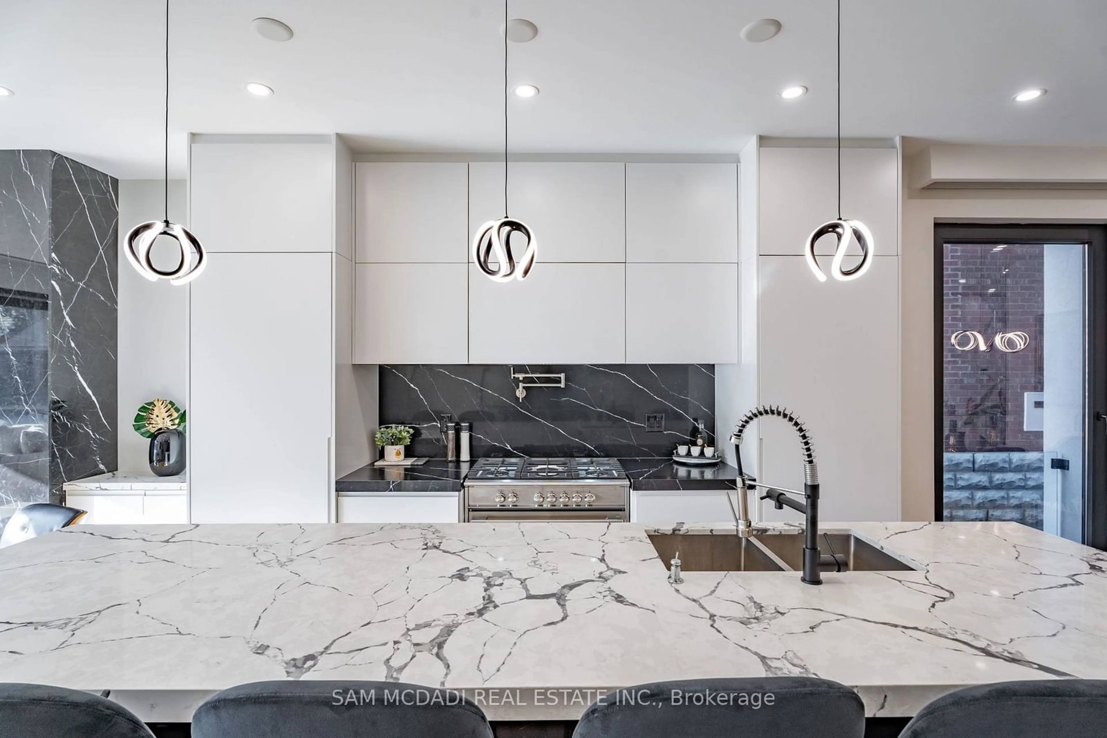 Contemporary kitchen, ceramic floors, mountain for 40 Sixth St, Toronto Ontario M8V 3A2