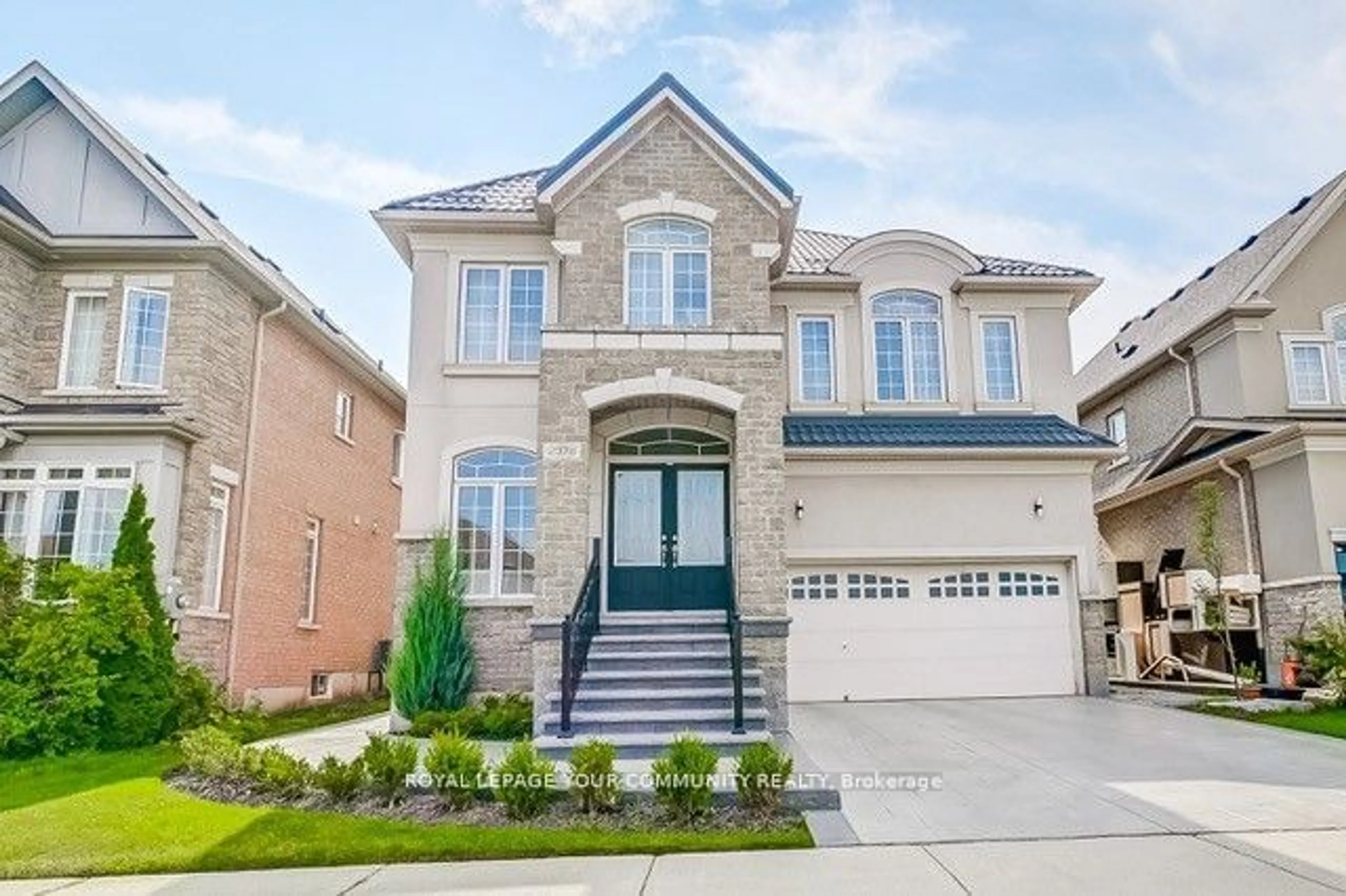 Home with brick exterior material for 2378 North Ridge Tr, Oakville Ontario L6H 0B1