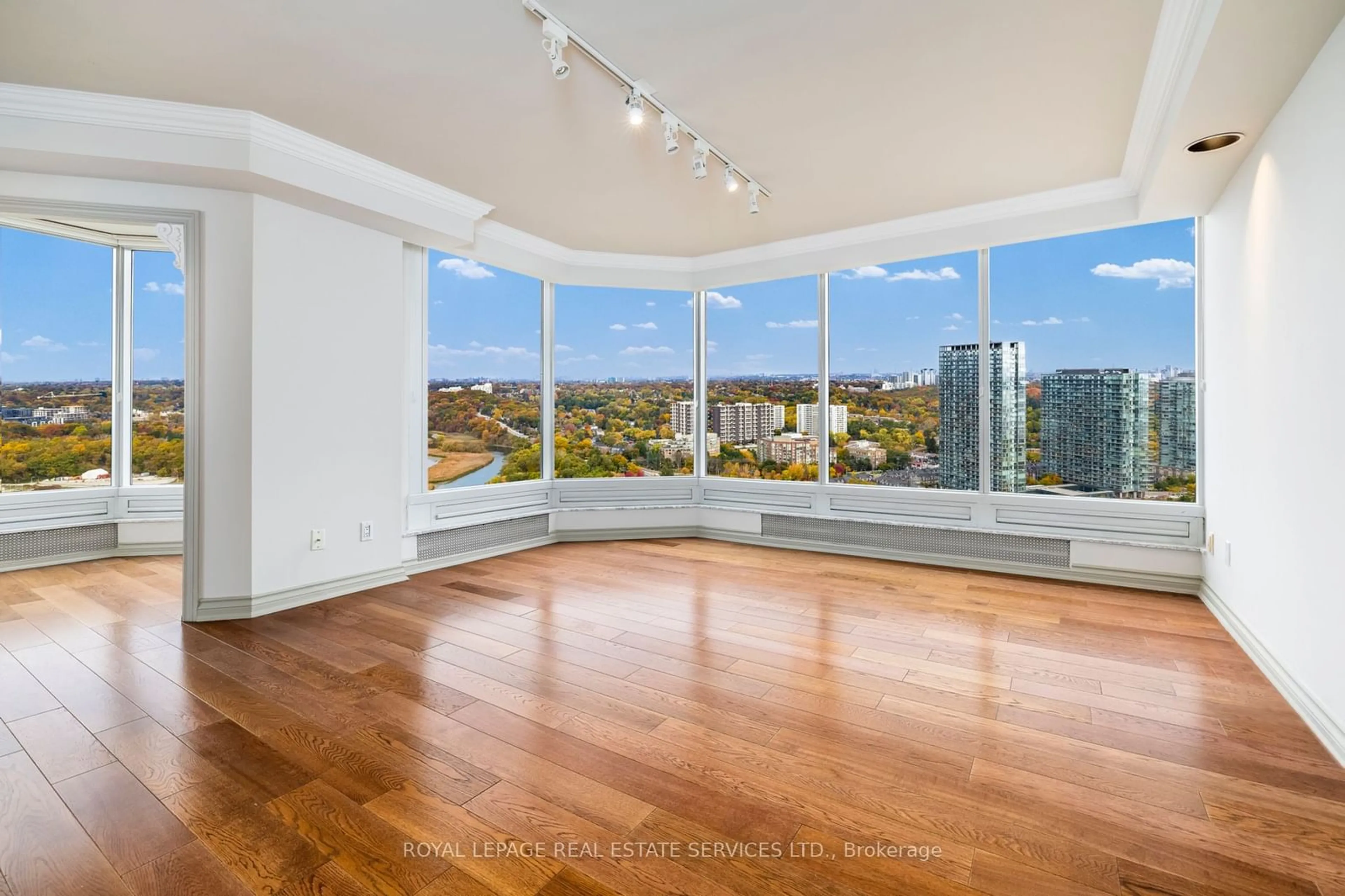 A pic of a room, wood floors for 1 Palace Pier Crt #3410, Toronto Ontario M8V 3W9