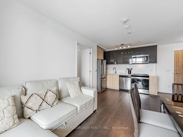 Additional property image - 3100 Keele St Unit 427