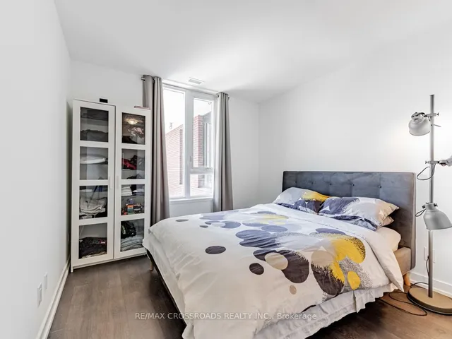 Additional property image - 3100 Keele St Unit 427