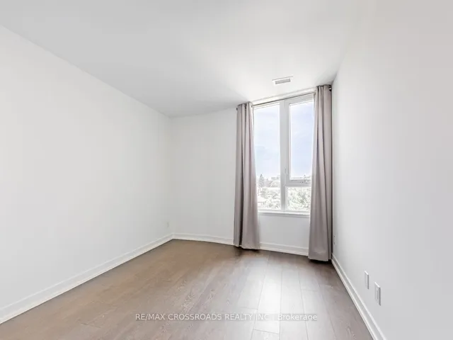 Additional property image - 3100 Keele St Unit 427