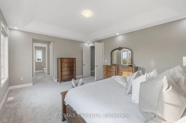 Additional property image - 829 Magnolia Terr