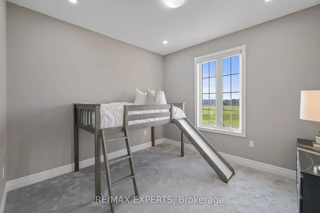 Additional property image - 829 Magnolia Terr