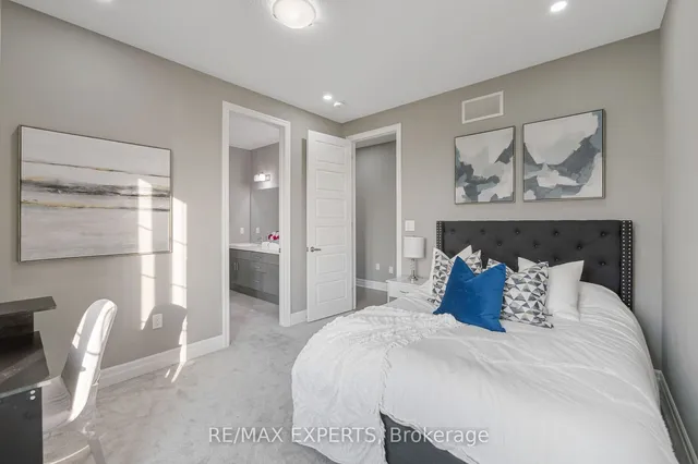 Additional property image - 829 Magnolia Terr
