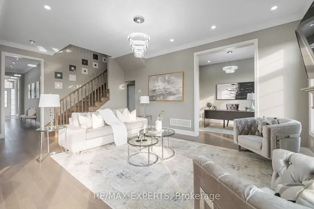 Additional property image - 829 Magnolia Terr