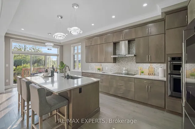 Additional property image - 829 Magnolia Terr