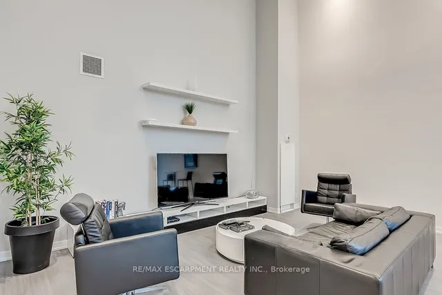 Additional property image - 1940 Ironstone Dr Unit 216