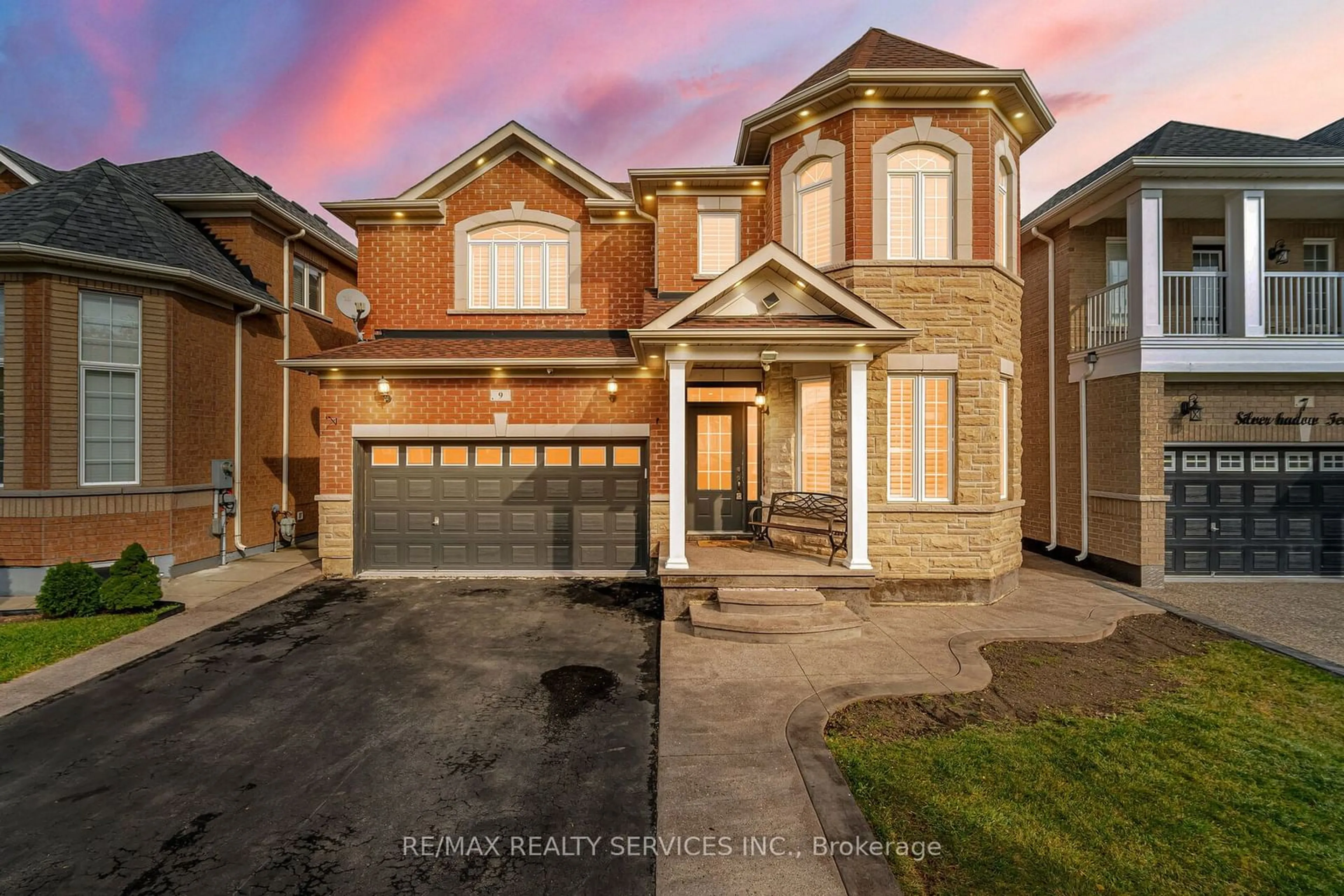 Home with brick exterior material for 9 Silvershadow Terr, Brampton Ontario L6R 0E5