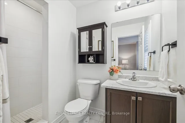 Additional property image - 3946 Leonardo St