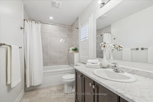Additional property image - 3946 Leonardo St