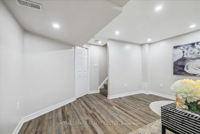 Additional property image - 3946 Leonardo St