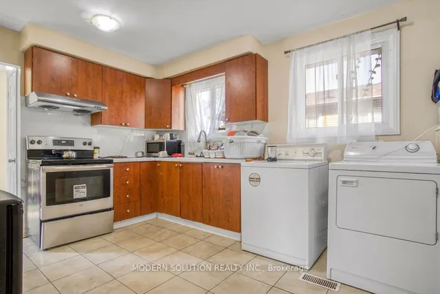 Additional property image - 142 Mill St