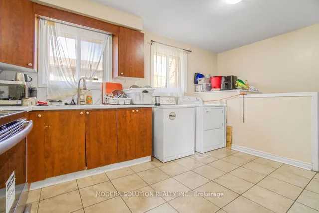 Additional property image - 142 Mill St