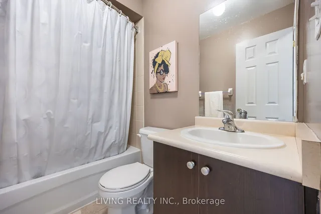 Additional property image - 225 Torbarrie Rd