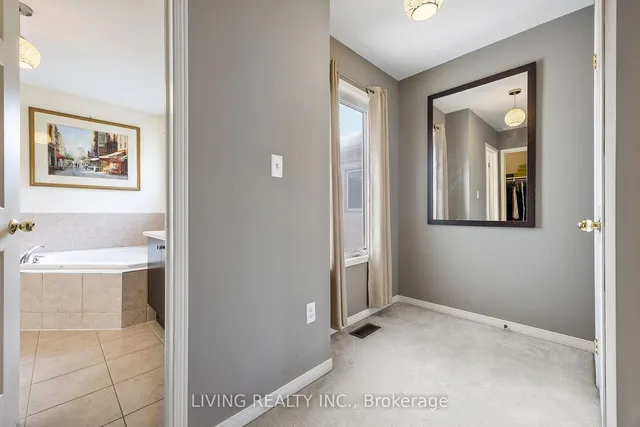 Additional property image - 225 Torbarrie Rd