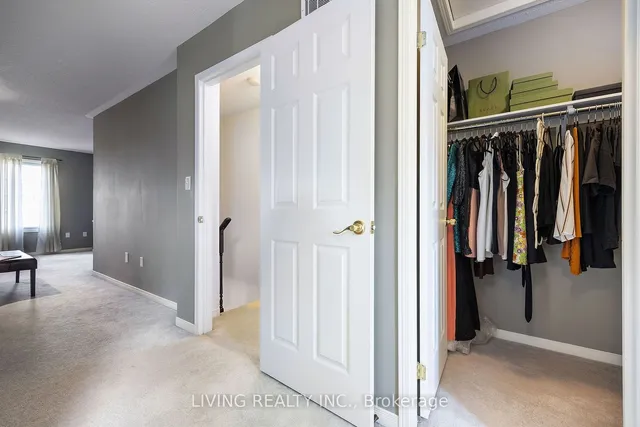Additional property image - 225 Torbarrie Rd