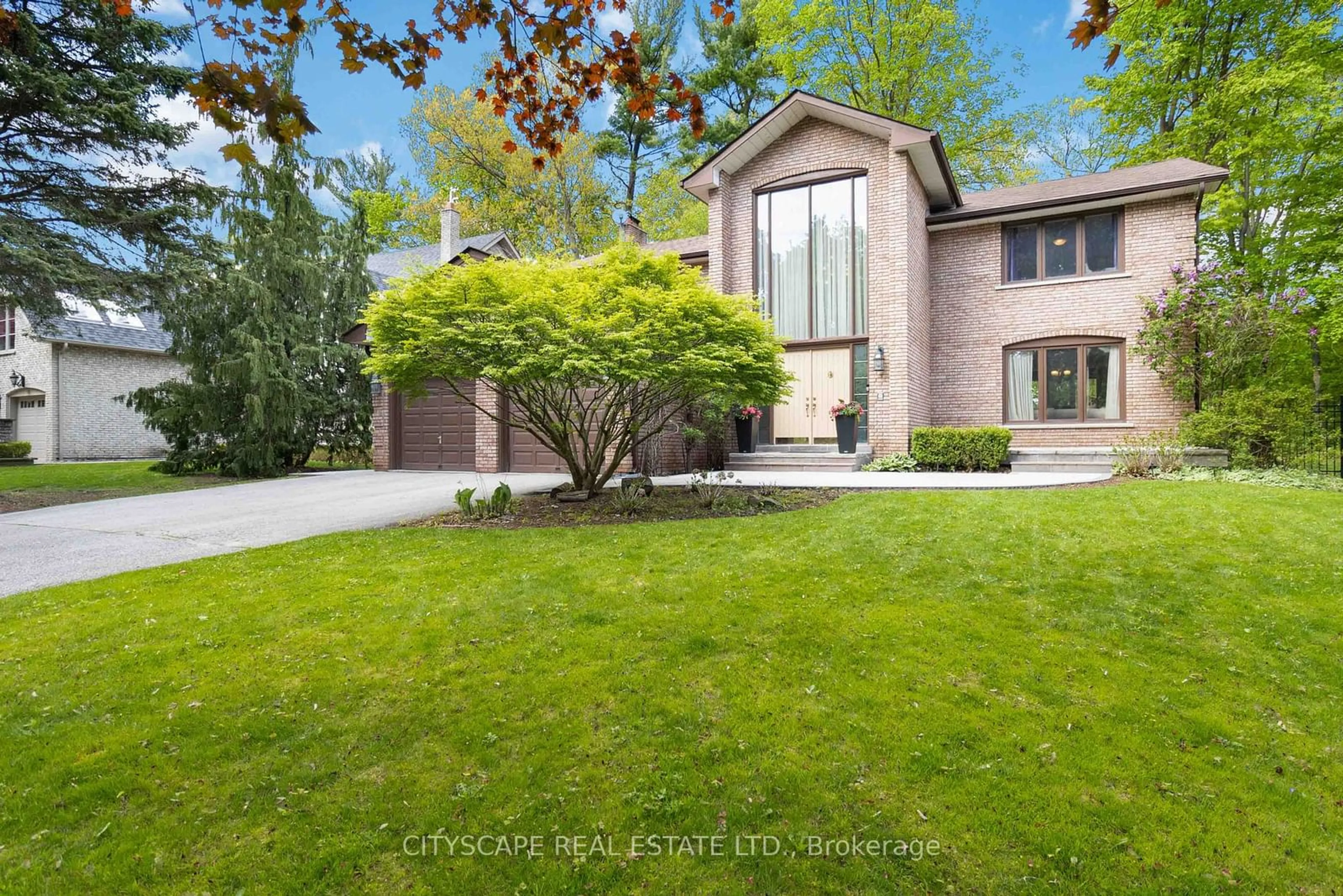 Frontside or backside of a home, the street view for 1836 Friar Tuck Crt, Mississauga Ontario L5K 2L4