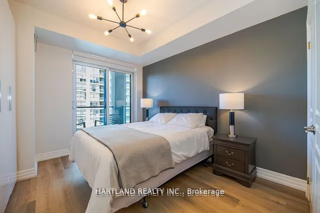 Additional property image - 2083 Lake Shore Blvd Unit 809
