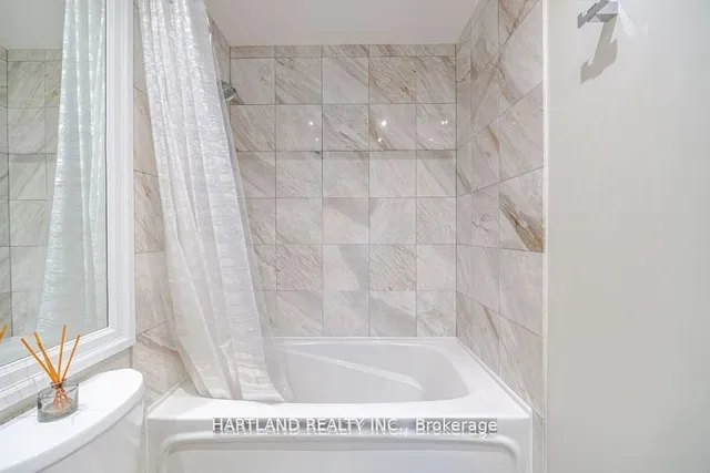 Additional property image - 2083 Lake Shore Blvd Unit 809