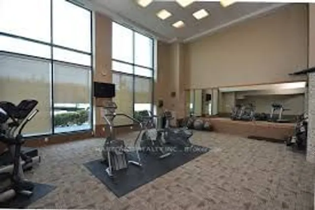 Additional property image - 2083 Lake Shore Blvd Unit 809