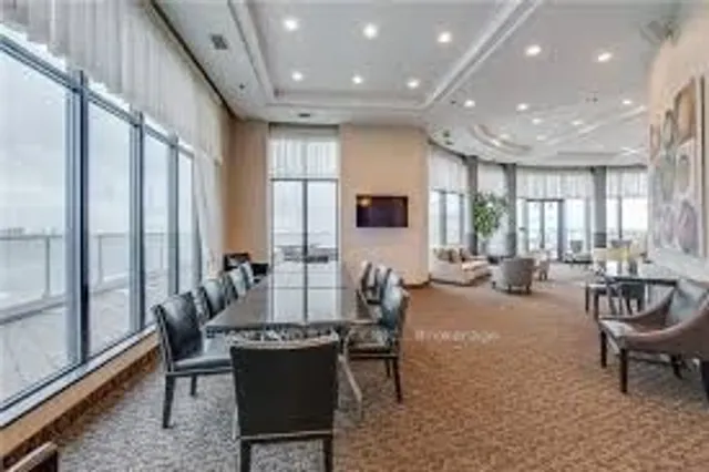 Additional property image - 2083 Lake Shore Blvd Unit 809