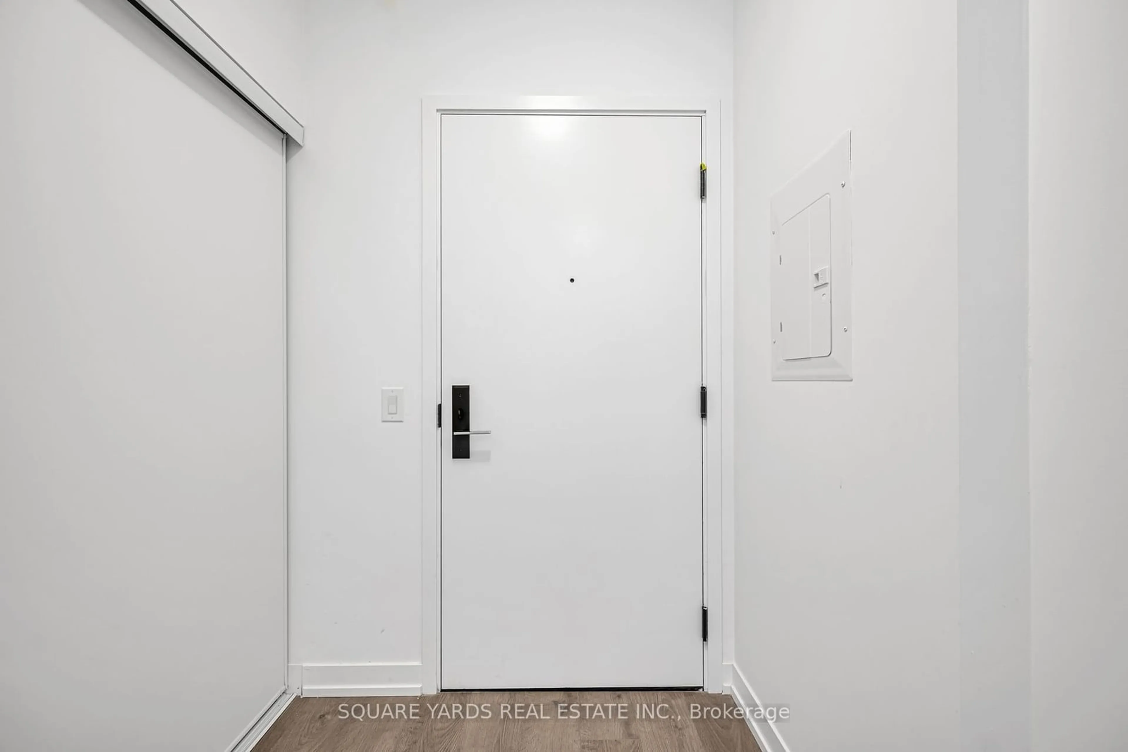 Indoor entryway, not visible floor for 270 Dufferin St #PH01, Toronto Ontario M6K 0H8