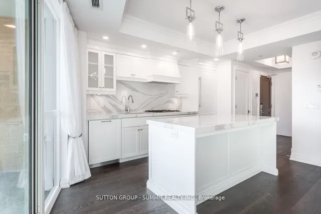 Additional property image - 2060 LAKESHORE Rd Unit 404