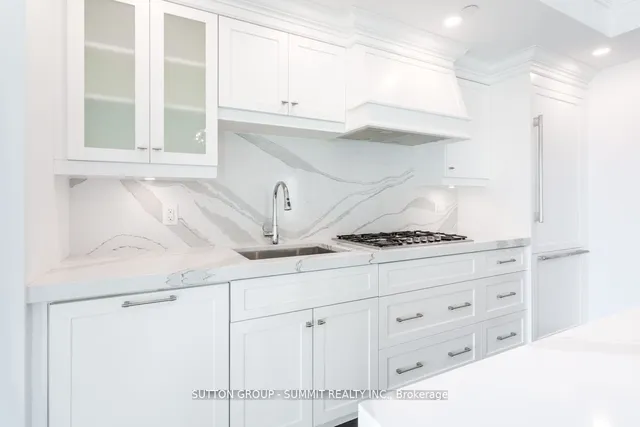 Additional property image - 2060 LAKESHORE Rd Unit 404