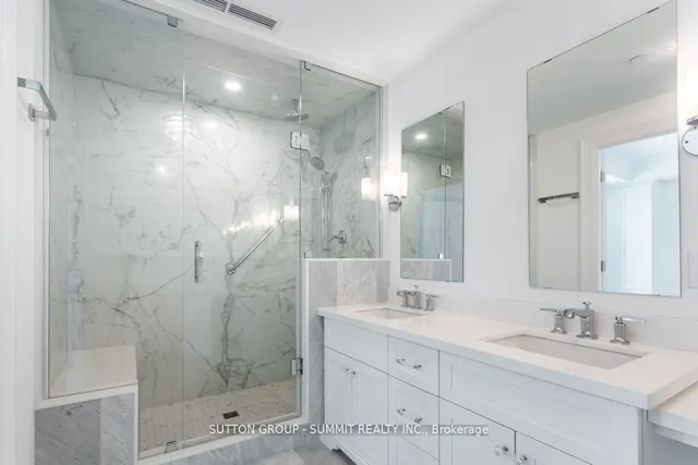 Additional property image - 2060 LAKESHORE Rd Unit 404