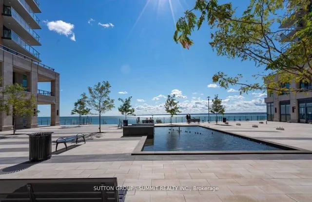 Additional property image - 2060 LAKESHORE Rd Unit 404