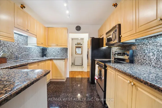 Additional property image - 2085 Amherst Heights Dr Unit 215