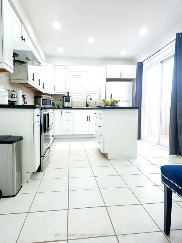 Additional property image - 3 Blackthorn Lane