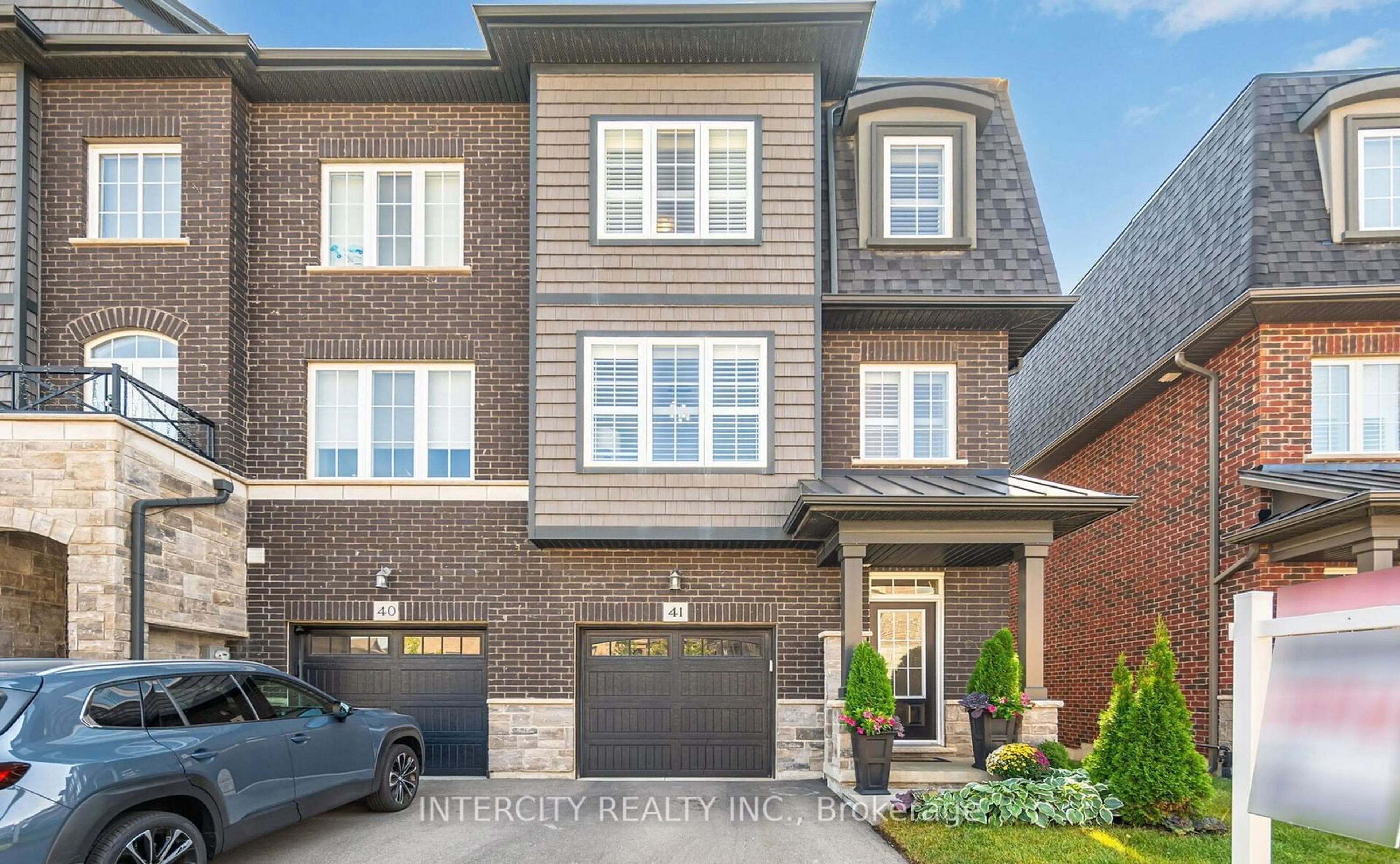 Home with brick exterior material for 445 Ontario St #41, Milton Ontario L9T 9K3