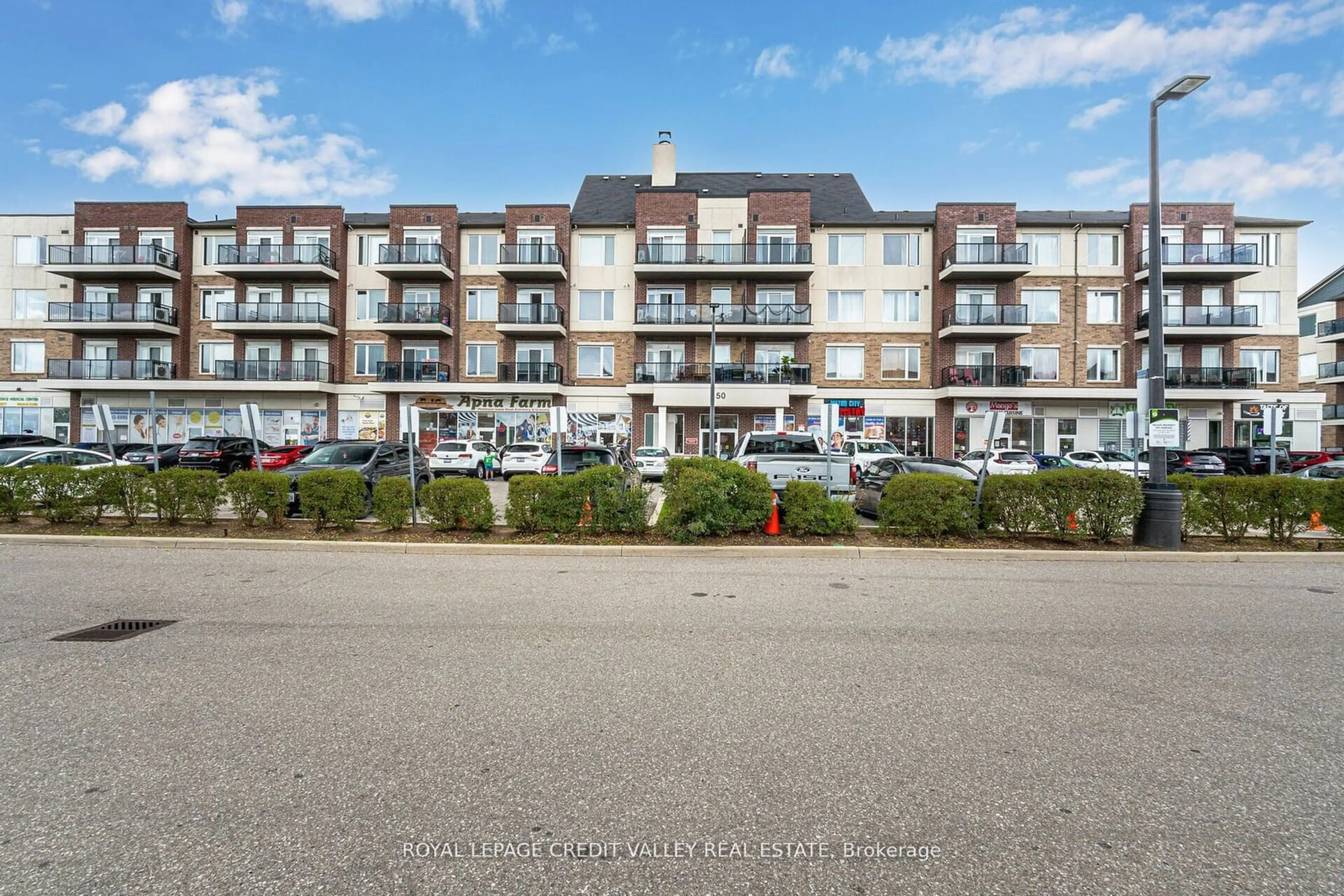 A pic from exterior of the house or condo, the front or back of building for 50 Sky Harbour Dr #211, Brampton Ontario L7A 0A1