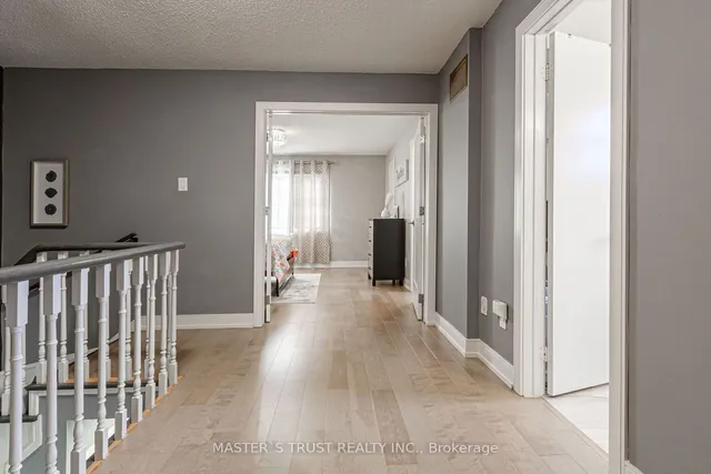 Additional property image - 4063 Dursley Cres