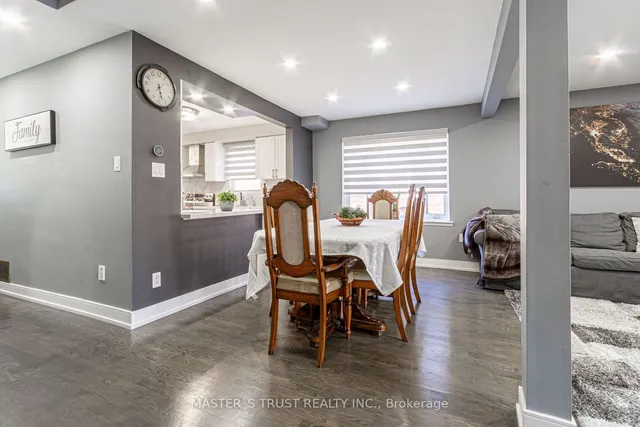 Additional property image - 4063 Dursley Cres